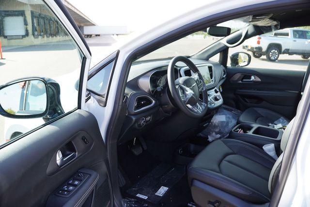 new 2026 Chrysler Pacifica car, priced at $43,766