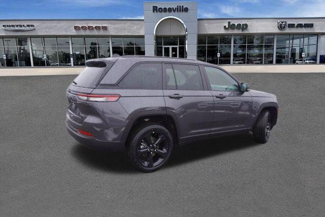 new 2025 Jeep Grand Cherokee car, priced at $44,821