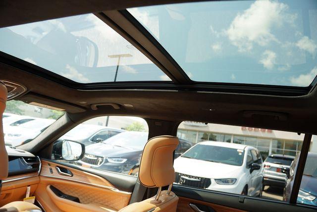 new 2025 Jeep Grand Cherokee L car, priced at $65,097