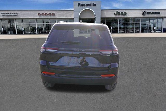 new 2025 Jeep Grand Cherokee car, priced at $40,079