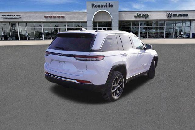 new 2025 Jeep Grand Cherokee car, priced at $40,243