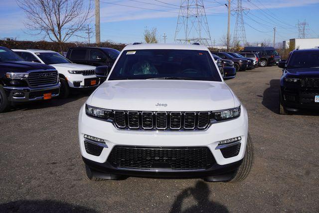 new 2025 Jeep Grand Cherokee car, priced at $40,743