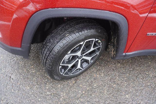 new 2025 Jeep Compass car, priced at $30,031