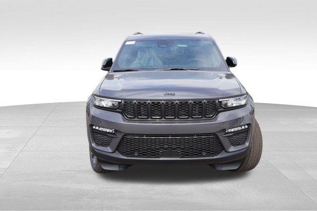 new 2025 Jeep Grand Cherokee car, priced at $49,359