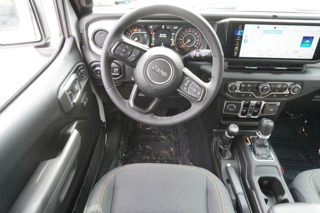 new 2025 Jeep Wrangler car, priced at $47,816