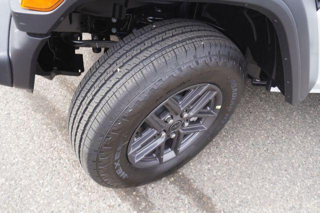 new 2025 Jeep Wrangler car, priced at $47,816