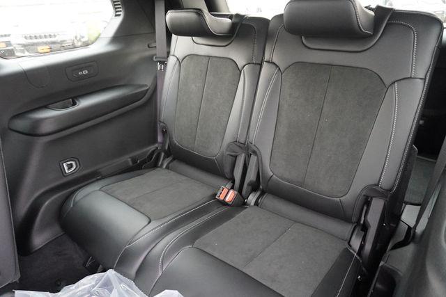 new 2025 Jeep Grand Cherokee L car, priced at $42,763