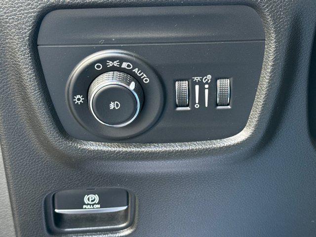 used 2022 Jeep Grand Cherokee car, priced at $26,995