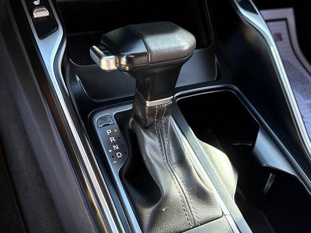 used 2025 Kia Sorento car, priced at $25,910