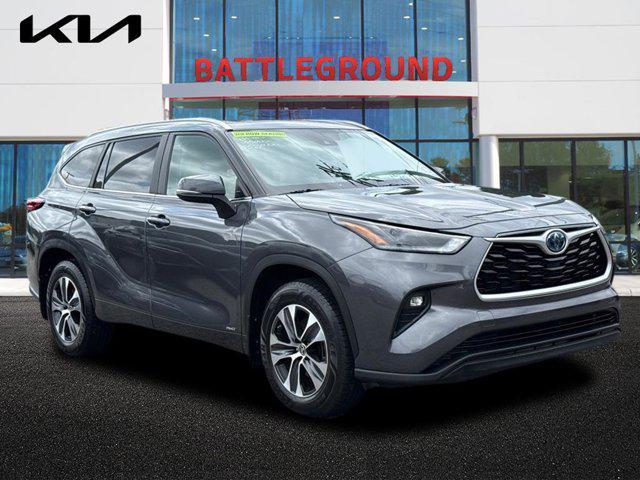 used 2023 Toyota Highlander Hybrid car, priced at $36,800