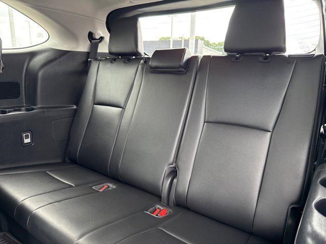 used 2023 Toyota Highlander Hybrid car, priced at $36,800