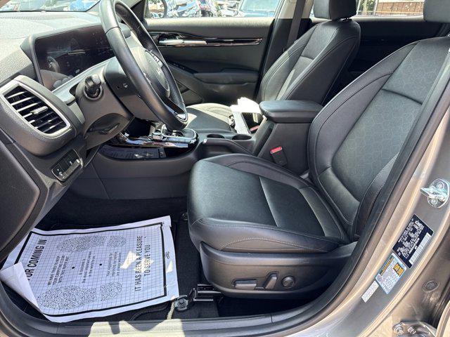 used 2024 Kia Seltos car, priced at $23,250