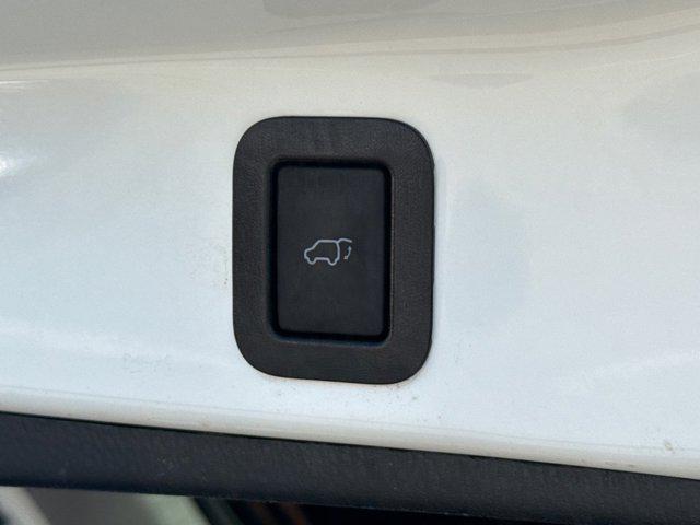 used 2018 Toyota Highlander car, priced at $28,500