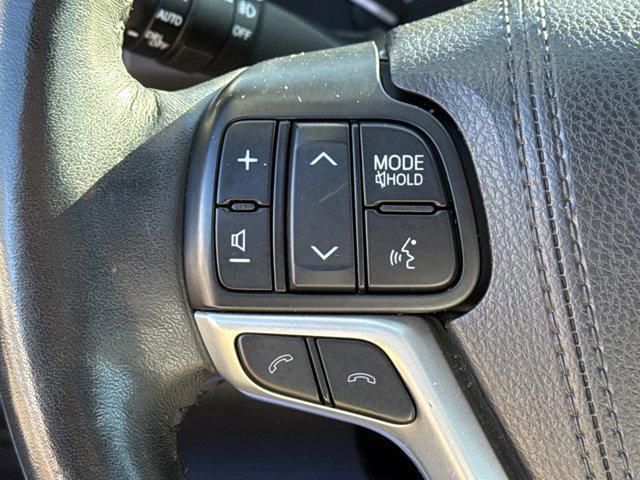 used 2018 Toyota Highlander car, priced at $28,500