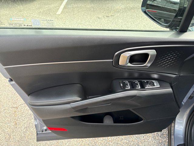 used 2022 Kia Sorento car, priced at $27,800