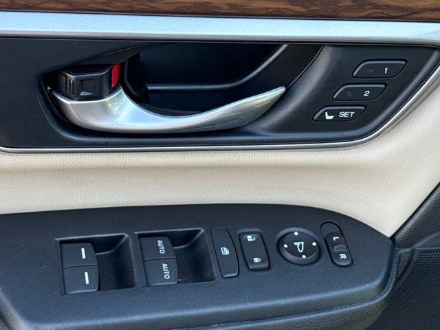 used 2022 Honda CR-V Hybrid car, priced at $26,750