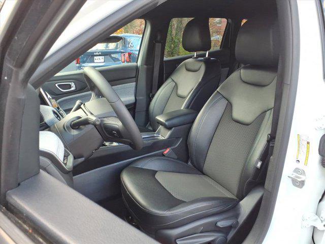 used 2024 Jeep Compass car, priced at $19,250