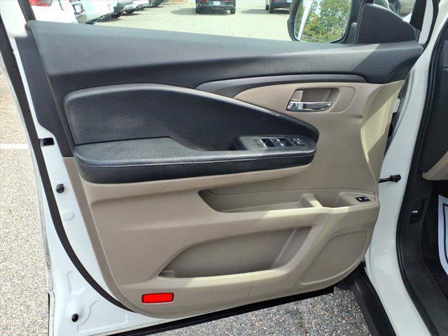 used 2016 Honda Pilot car, priced at $15,995