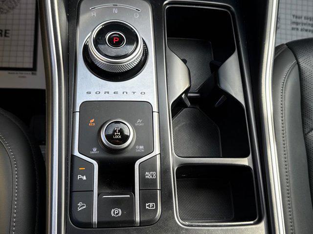 used 2023 Kia Sorento Hybrid car, priced at $28,500