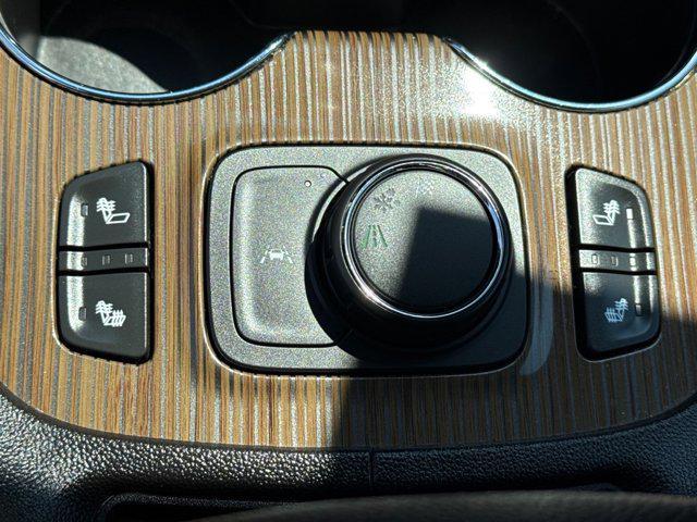 used 2022 GMC Acadia car, priced at $26,800