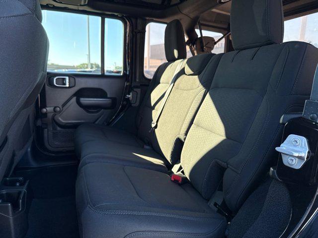 used 2022 Jeep Wrangler Unlimited car, priced at $32,000
