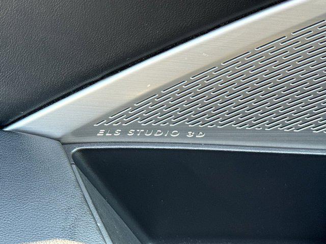 used 2023 Acura MDX car, priced at $47,500