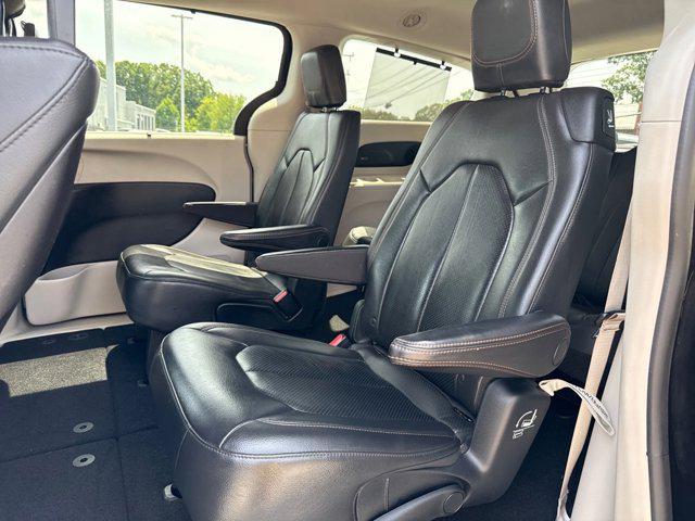 used 2017 Chrysler Pacifica car, priced at $13,250