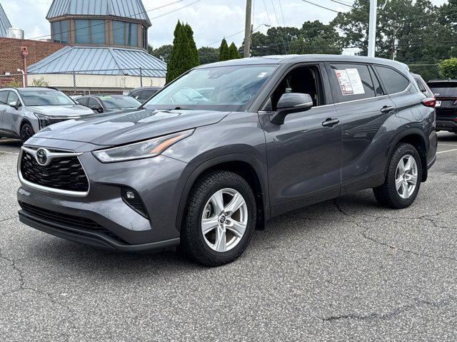 used 2021 Toyota Highlander car, priced at $25,000