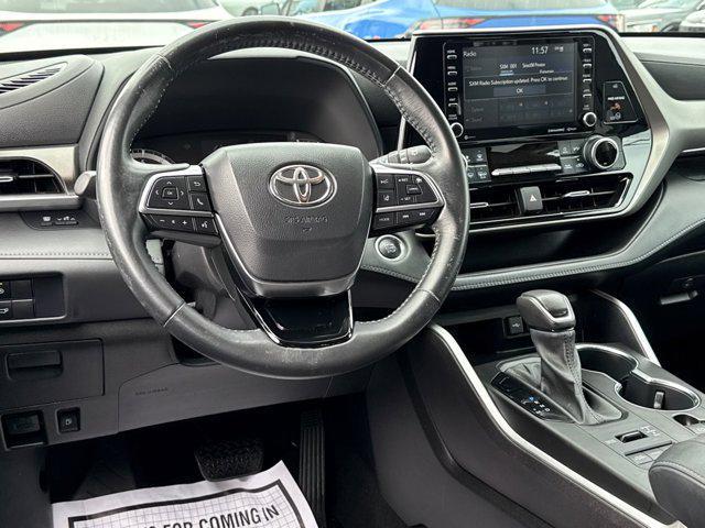 used 2021 Toyota Highlander car, priced at $25,000