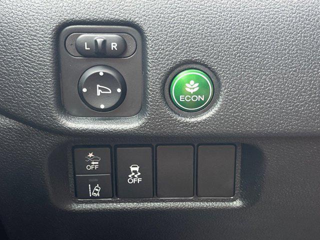 used 2021 Honda Pilot car, priced at $28,500