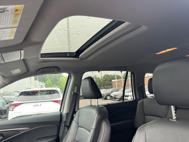 used 2021 Honda Pilot car, priced at $28,500