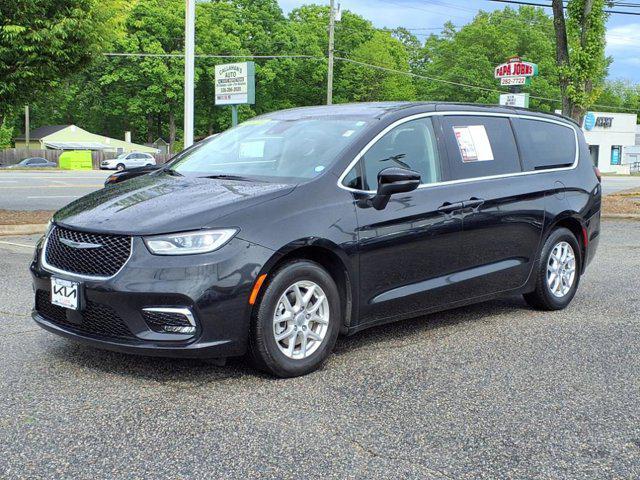 used 2023 Chrysler Pacifica car, priced at $22,500