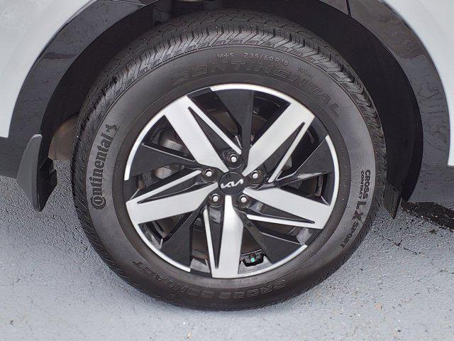 used 2022 Kia Sorento car, priced at $23,250