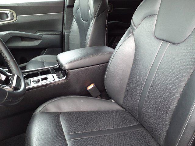 used 2022 Kia Sorento car, priced at $23,250