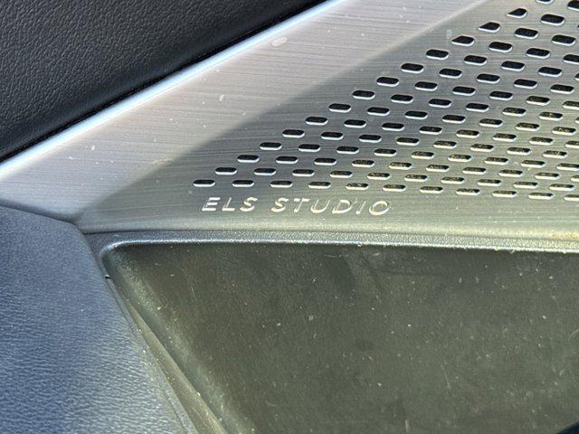 used 2023 Acura MDX car, priced at $40,500