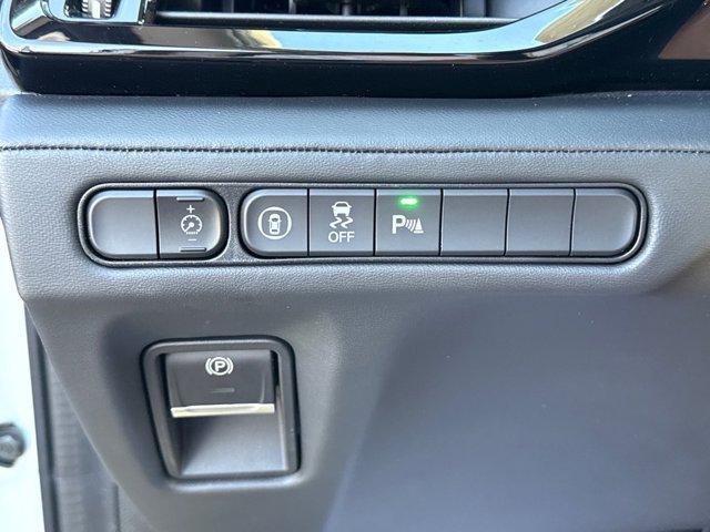 used 2023 Acura MDX car, priced at $40,500