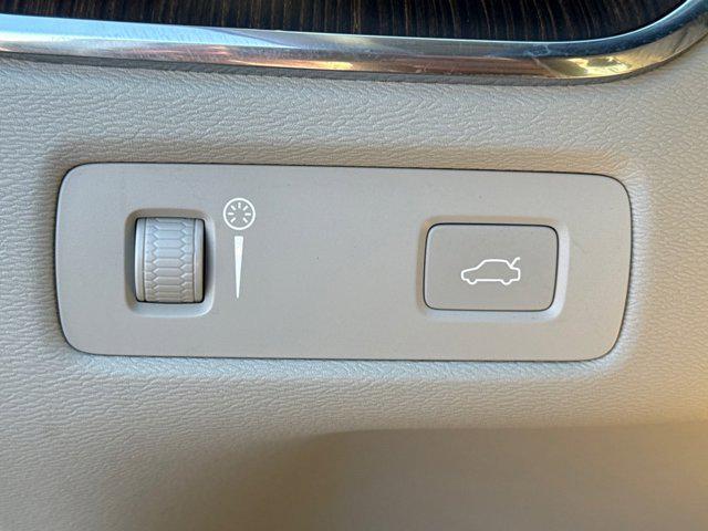 used 2022 Volvo XC60 car, priced at $24,995