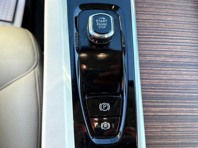 used 2022 Volvo XC60 car, priced at $24,995