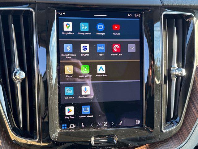used 2022 Volvo XC60 car, priced at $24,995
