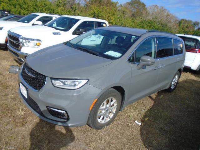 used 2022 Chrysler Pacifica car, priced at $18,500