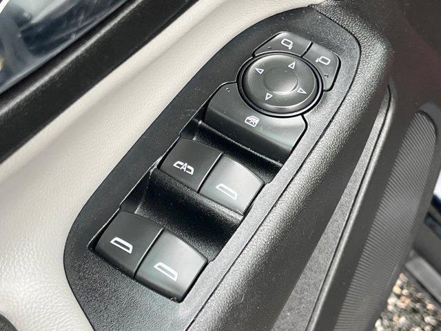 used 2020 Chevrolet Equinox car, priced at $15,500