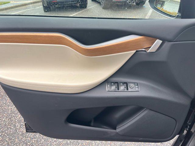 used 2020 Tesla Model X car, priced at $34,500
