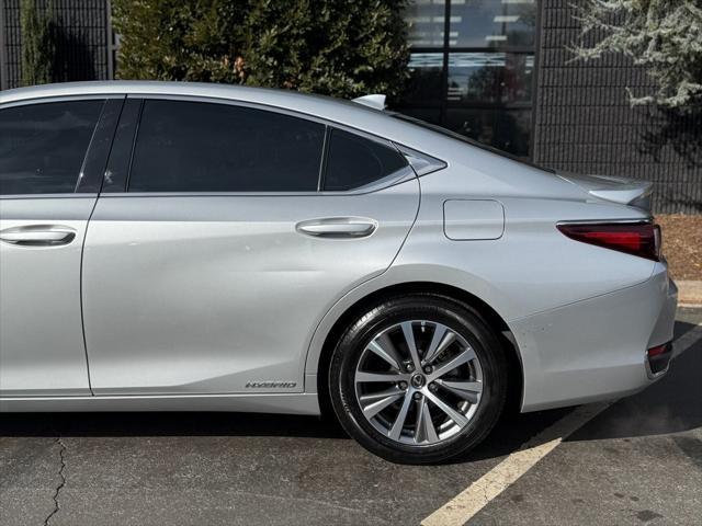 used 2020 Lexus ES 300h car, priced at $30,895