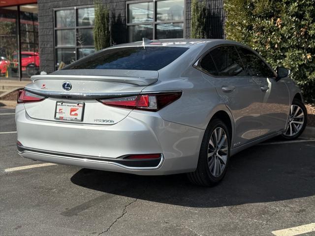 used 2020 Lexus ES 300h car, priced at $30,895