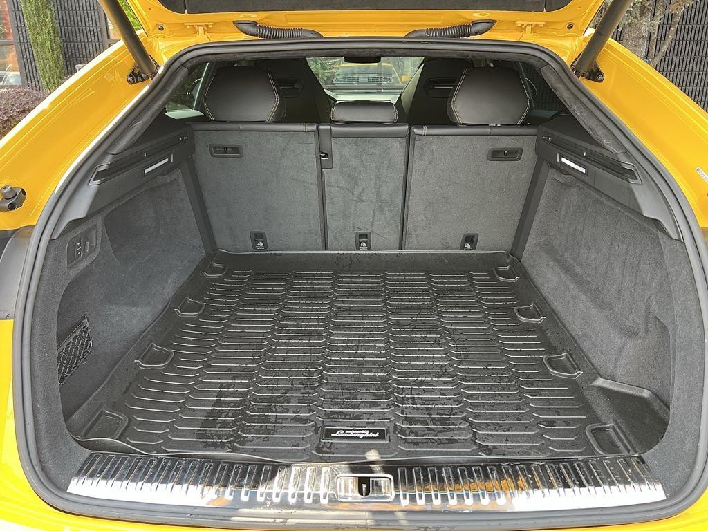 used 2020 Lamborghini Urus car, priced at $159,985