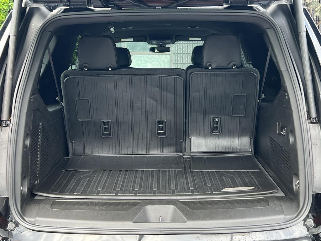 used 2022 GMC Yukon XL car, priced at $53,985