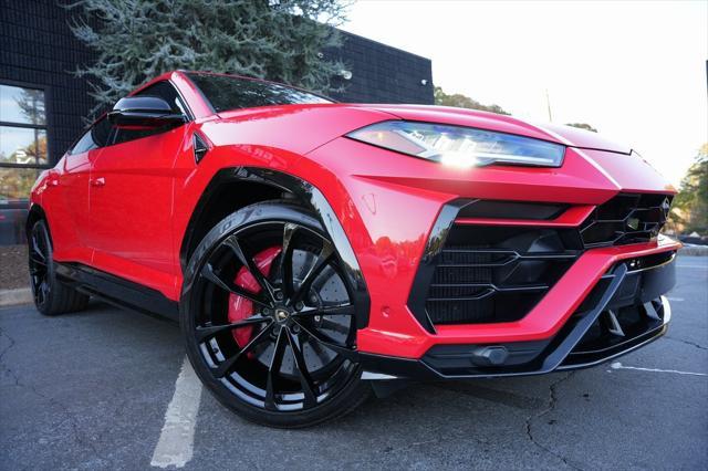 used 2022 Lamborghini Urus car, priced at $199,895