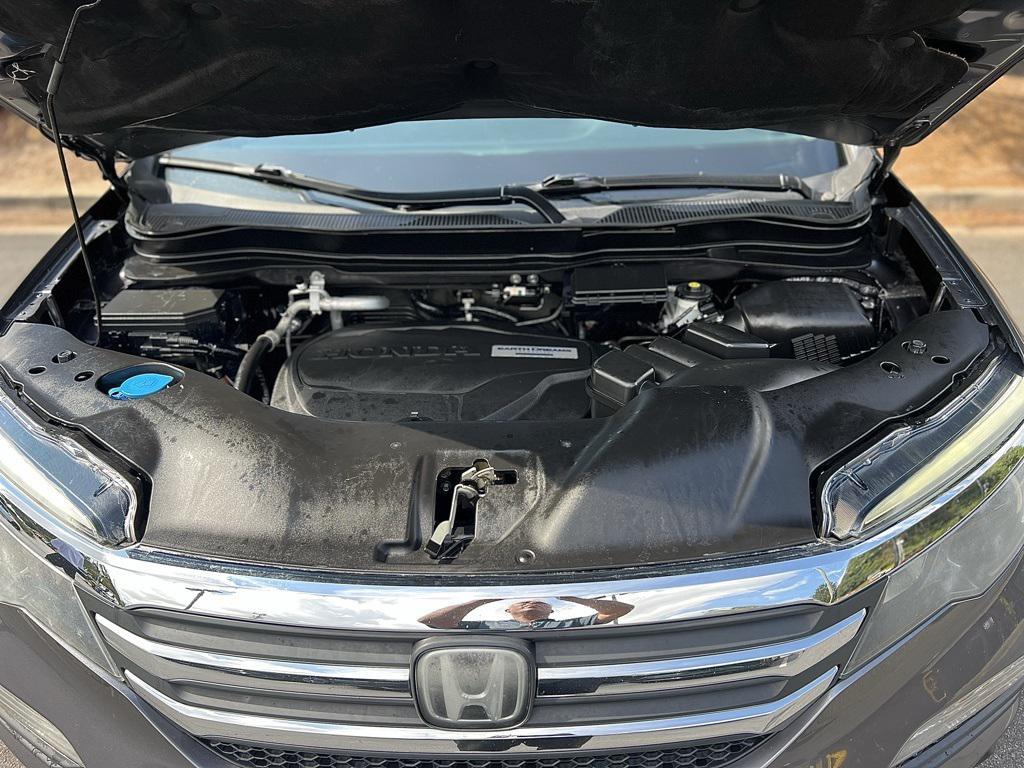used 2017 Honda Pilot car, priced at $14,659