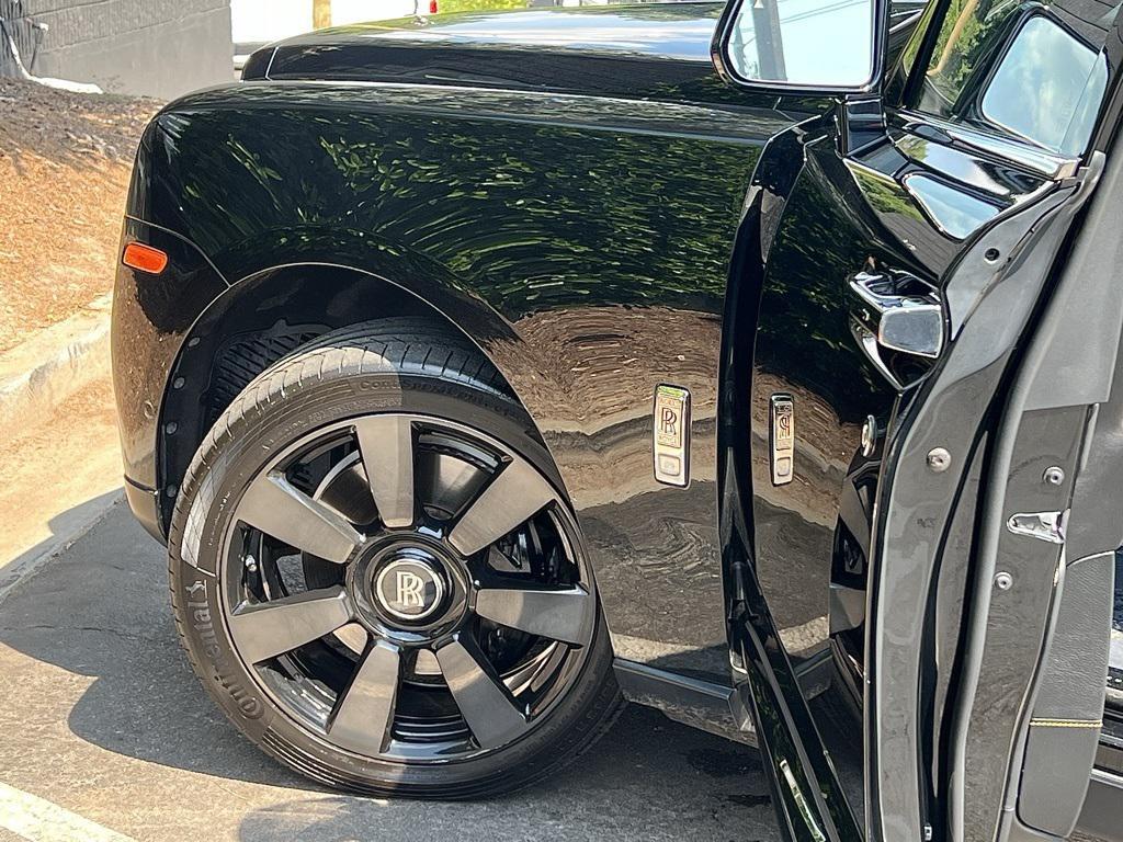 used 2019 Rolls-Royce Cullinan car, priced at $209,985