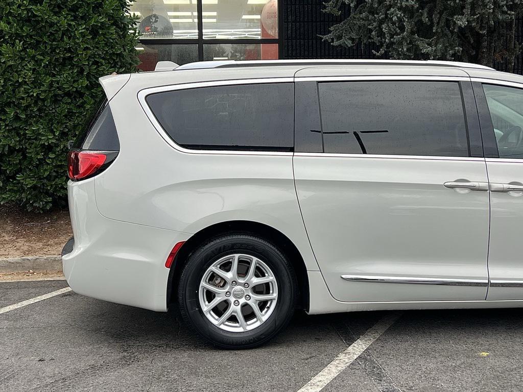 used 2020 Chrysler Pacifica car, priced at $25,895